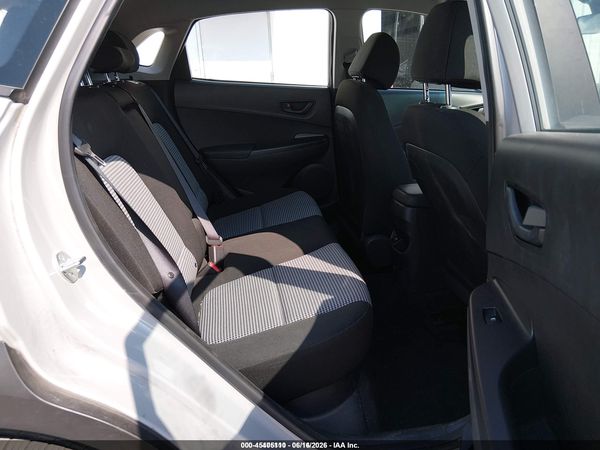 2023 HYUNDAI KONA SE