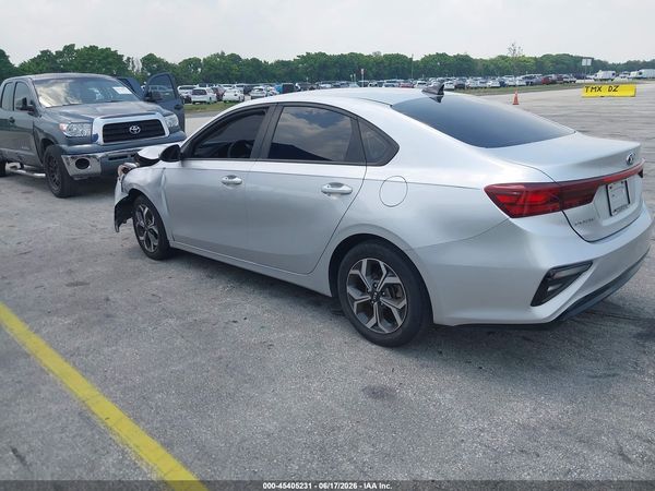 2019 KIA FORTE LXS