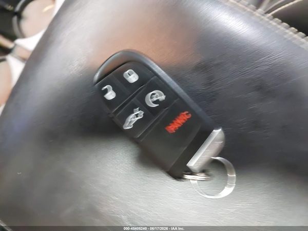 2013 CHRYSLER 300 300S — I11