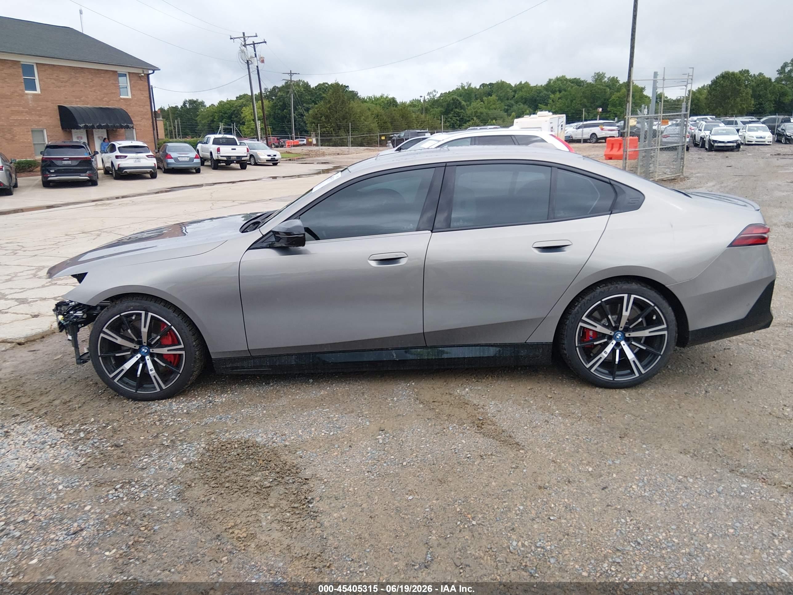 2024 BMW I5 M60