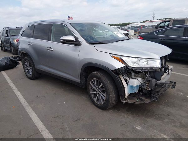 2019 TOYOTA HIGHLANDER XLE