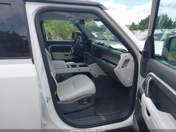 2025 LAND ROVER DEFENDER 130 P400 X-DYNAMIC SE