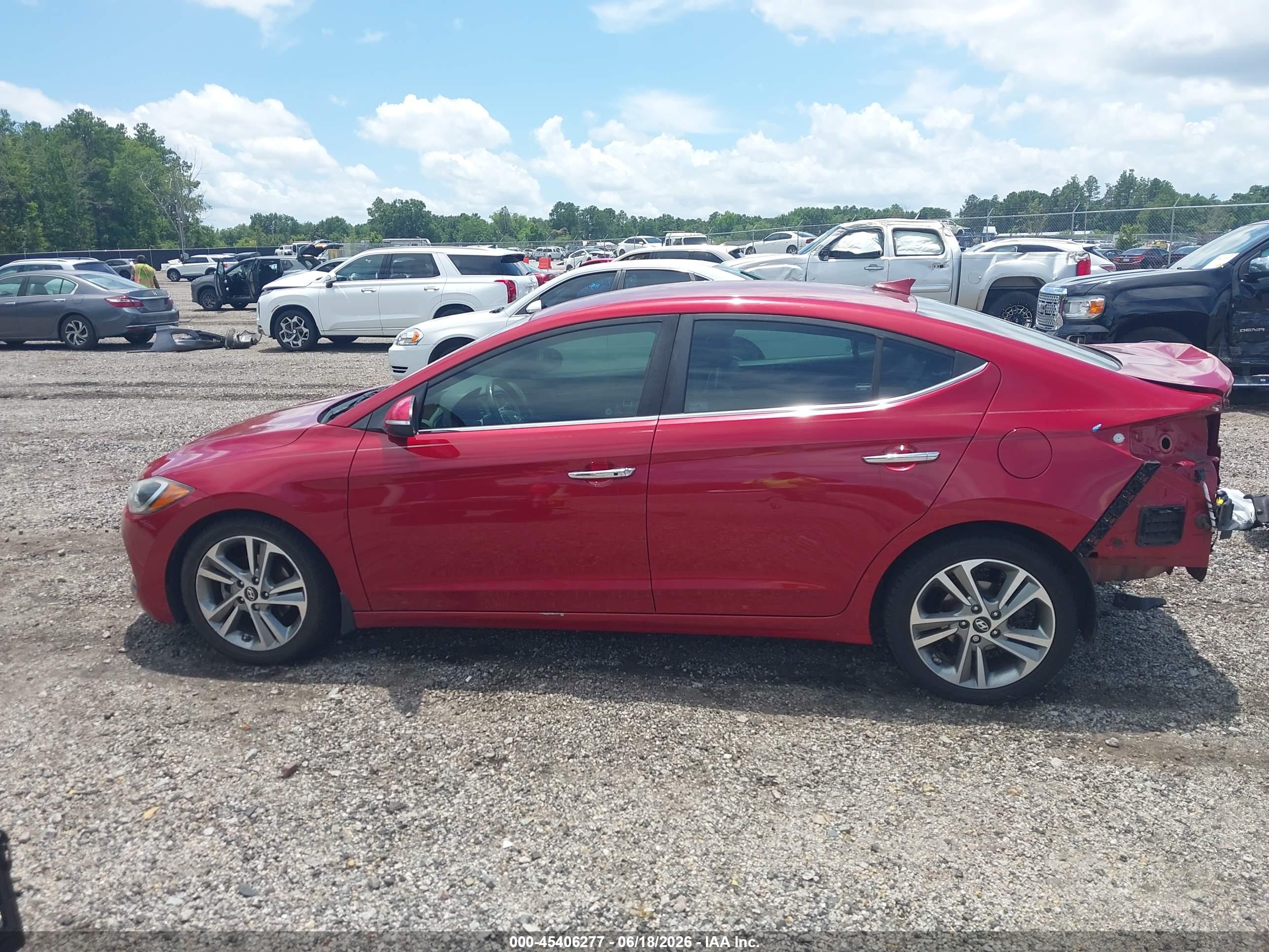 2017 HYUNDAI ELANTRA