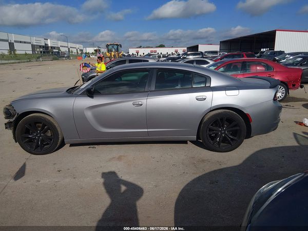 2017 DODGE CHARGER SE RWD