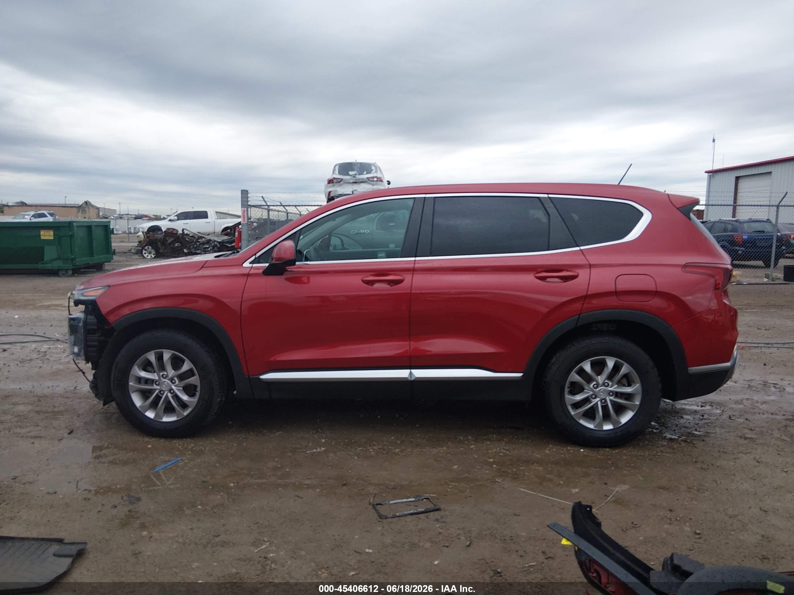 2019 HYUNDAI SANTA FE SE
