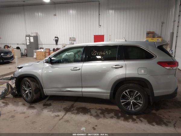 2018 TOYOTA HIGHLANDER LE PLUS
