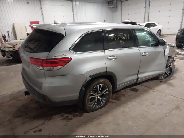 2018 TOYOTA HIGHLANDER LE PLUS