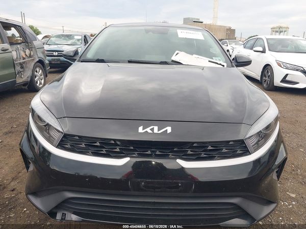 2023 KIA FORTE LXS