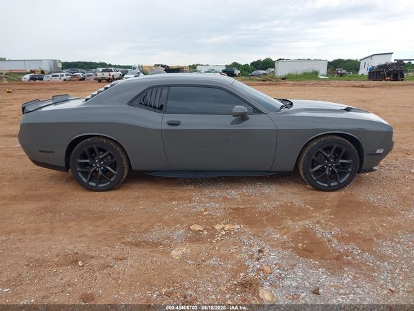 2019 DODGE CHALLENGER SXT
