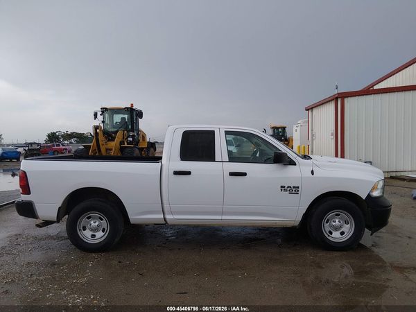 2022 RAM 1500 CLASSIC TRADESMAN  4X4 6'4 BOX