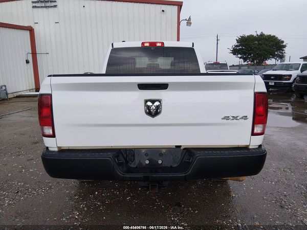 2022 RAM 1500 CLASSIC TRADESMAN  4X4 6'4 BOX