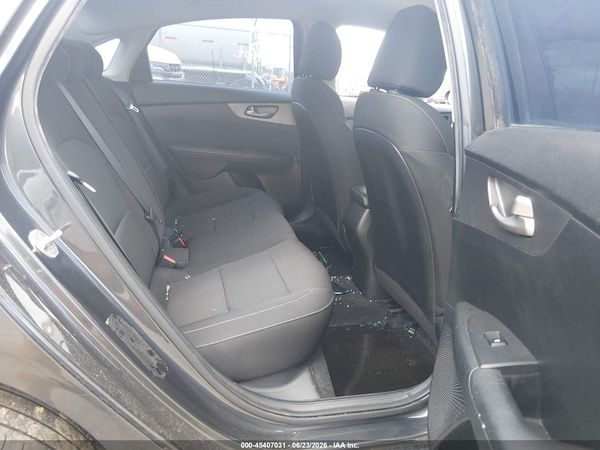 2019 KIA FORTE LXS