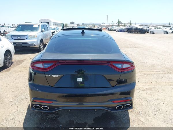 2018 KIA STINGER PREMIUM