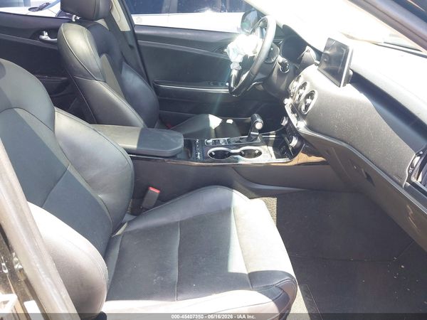 2018 KIA STINGER PREMIUM