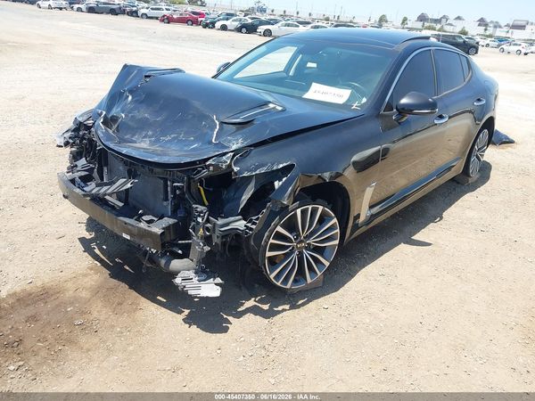2018 KIA STINGER PREMIUM