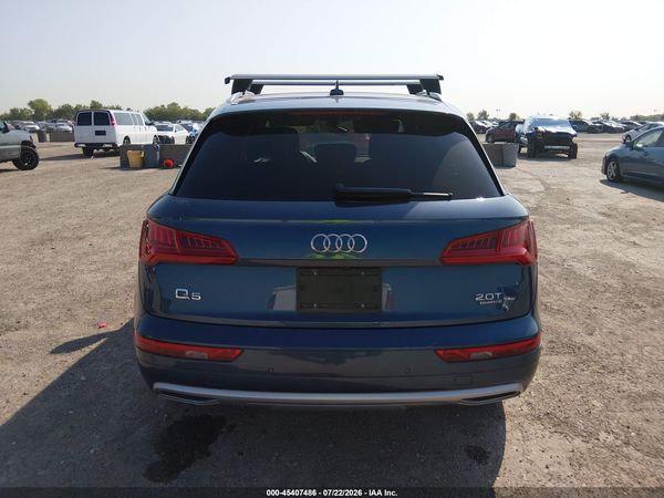 2018 AUDI Q5