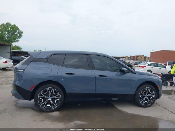 2025 BMW IX XDRIVE50