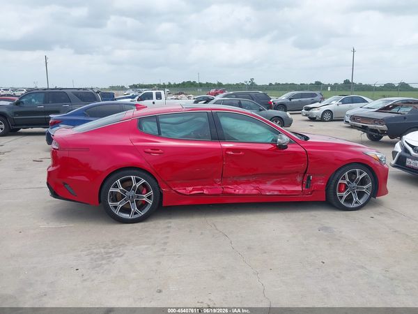 2018 KIA STINGER GT1