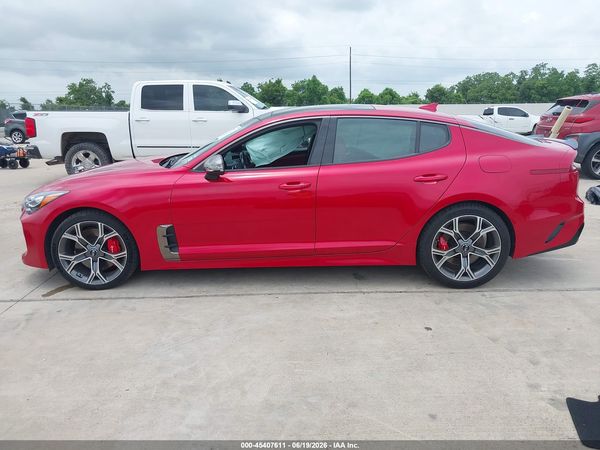 2018 KIA STINGER GT1