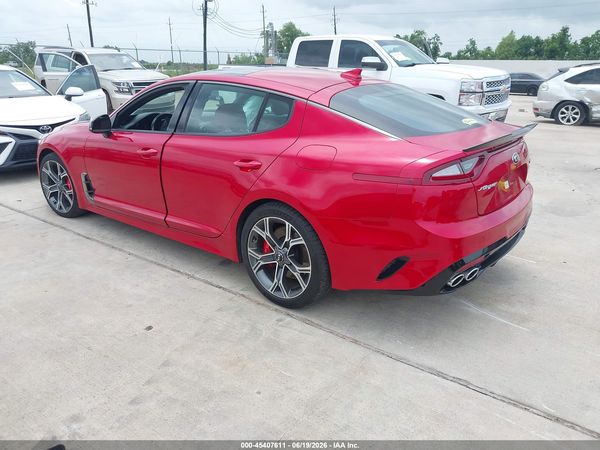 2018 KIA STINGER GT1