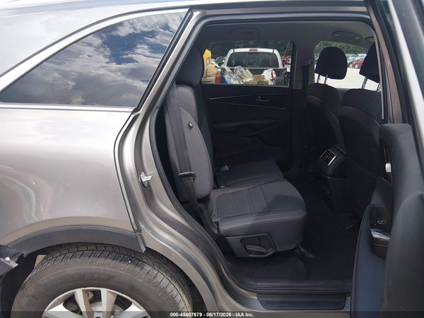 2017 KIA SORENTO 2.4L LX