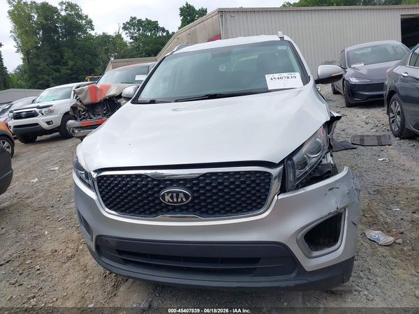 2016 KIA SORENTO 2.4L LX