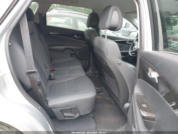2016 KIA SORENTO 2.4L LX