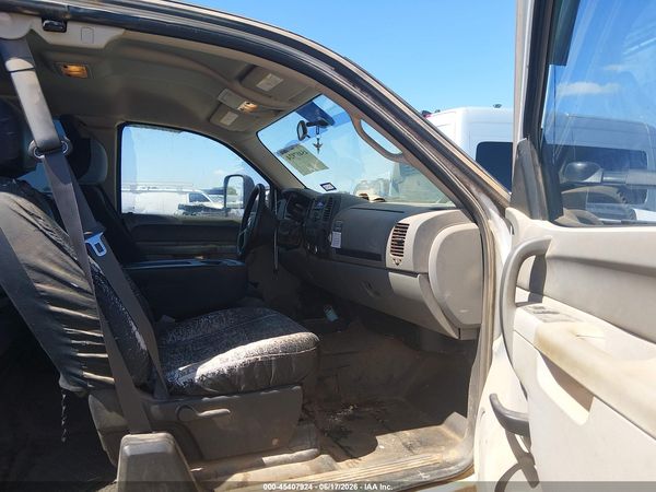 2013 CHEVROLET SILVERADO 2500HD WORK TRUCK — I5