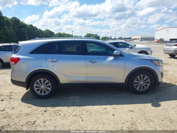 2017 KIA SORENTO 2.4L LX
