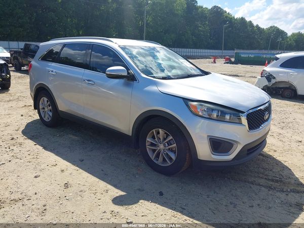 2017 KIA SORENTO 2.4L LX
