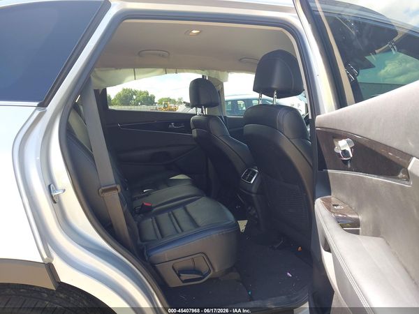 2017 KIA SORENTO 2.4L LX