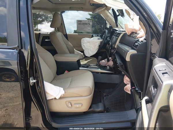 2022 TOYOTA 4RUNNER SR5 PREMIUM