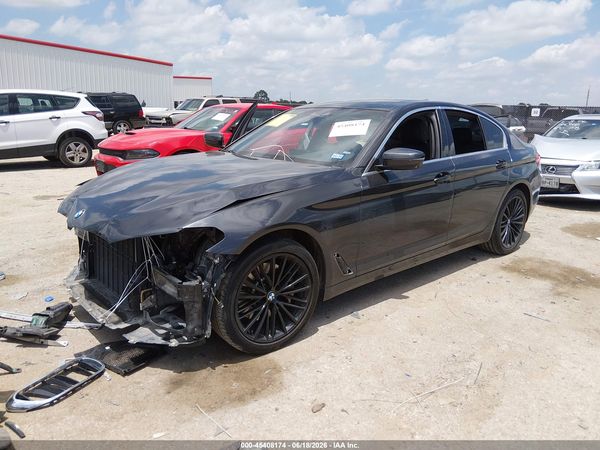2019 BMW 530I