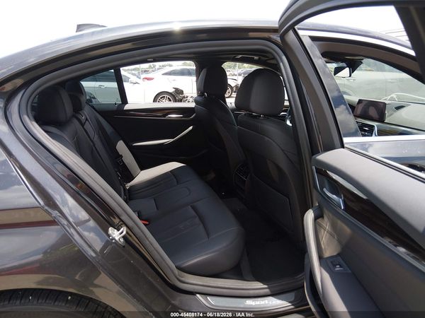 2019 BMW 530I
