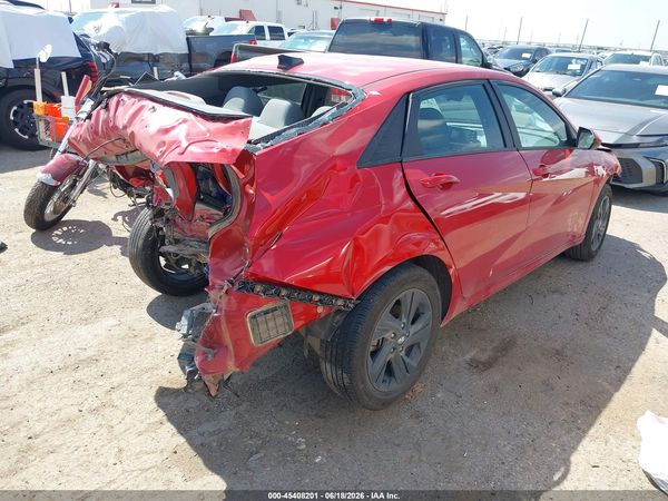 2022 HYUNDAI ELANTRA SEL