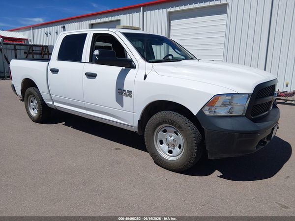 2016 RAM 1500 ST CREW CAB 4X4