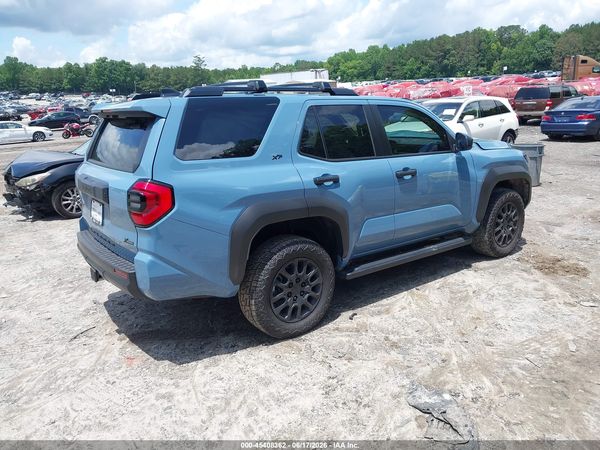 2026 TOYOTA 4RUNNER SR5