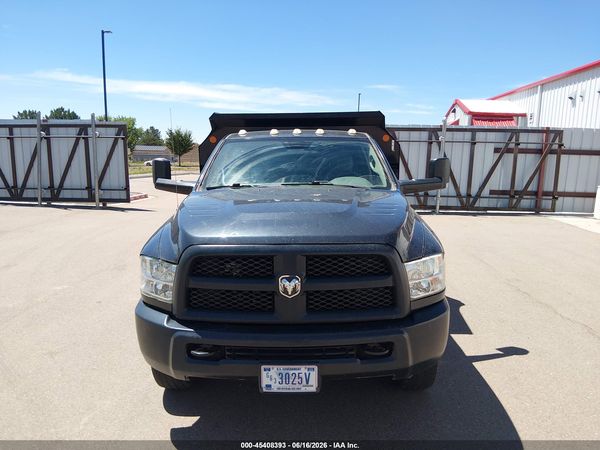 2018 RAM 3500 CHASSIS TRADESMAN/SLT
