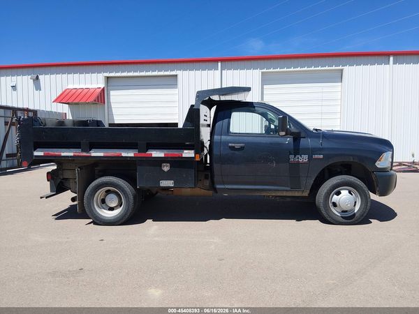 2018 RAM 3500 CHASSIS TRADESMAN/SLT