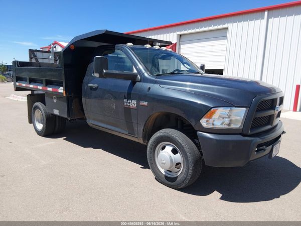 2018 RAM 3500 CHASSIS TRADESMAN/SLT