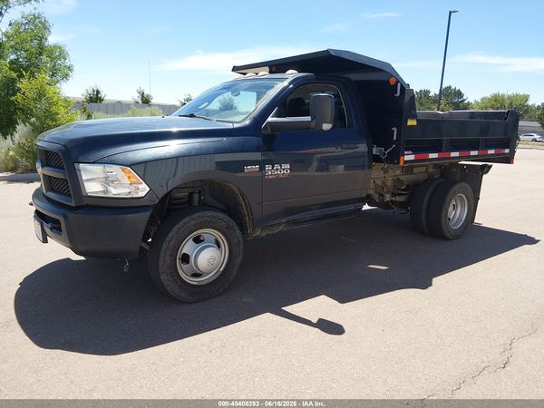 2018 RAM 3500 CHASSIS TRADESMAN/SLT