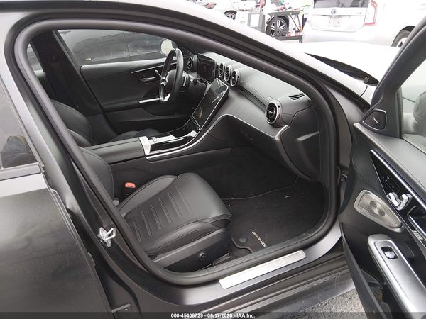 2024 MERCEDES-BENZ C 300