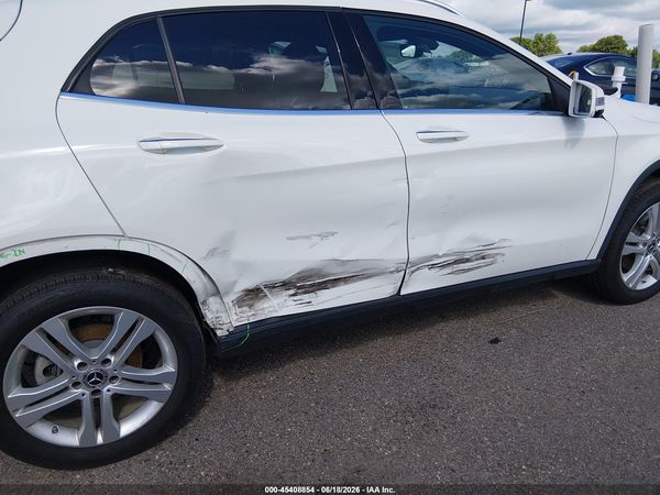 2018 MERCEDES-BENZ GLA 250 4MATIC
