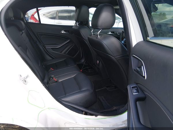 2018 MERCEDES-BENZ GLA 250 4MATIC