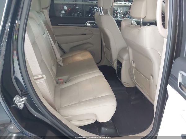 2019 JEEP GRAND CHEROKEE LAREDO E 4X4