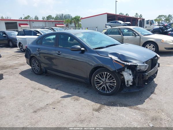 2024 KIA FORTE GT-LINE