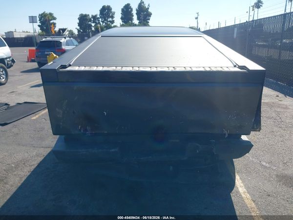 2024 TESLA CYBERTRUCK CYBERBEAST