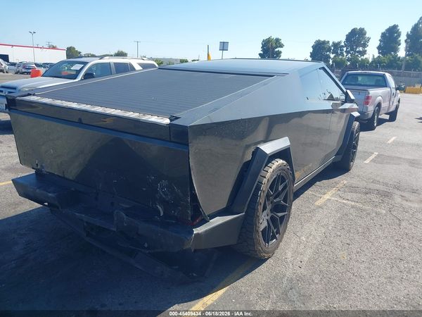 2024 TESLA CYBERTRUCK CYBERBEAST