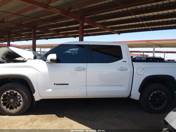 2026 TOYOTA TUNDRA
