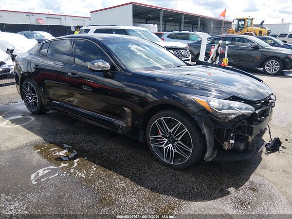 2022 KIA STINGER GT2